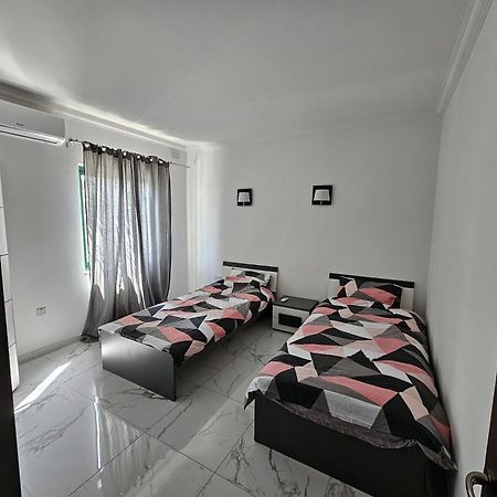 2 Bedroom Apartment In Bugibba St. Paul's Bay Exterior foto