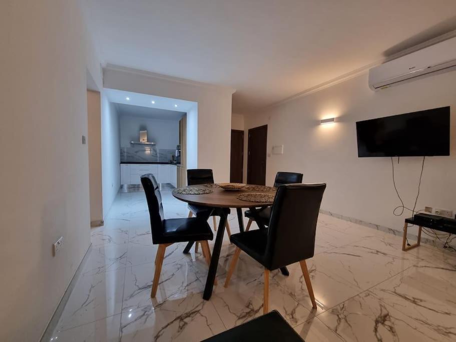 2 Bedroom Apartment In Bugibba St. Paul's Bay Exterior foto