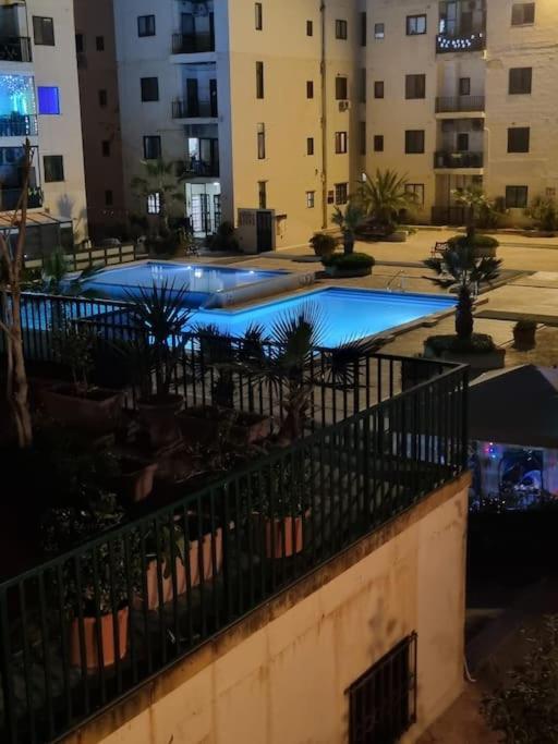2 Bedroom Apartment In Bugibba St. Paul's Bay Exterior foto