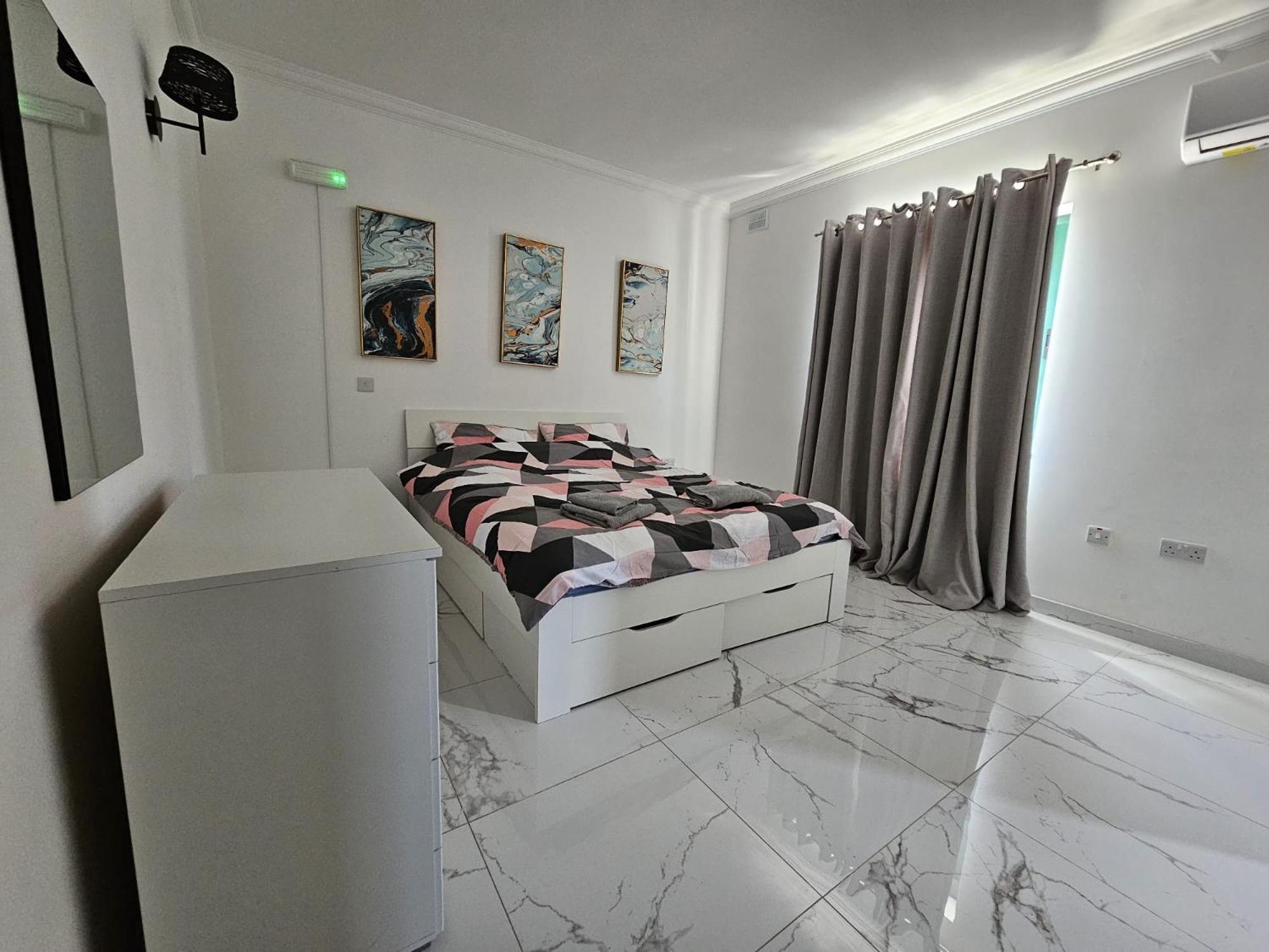 2 Bedroom Apartment In Bugibba St. Paul's Bay Exterior foto